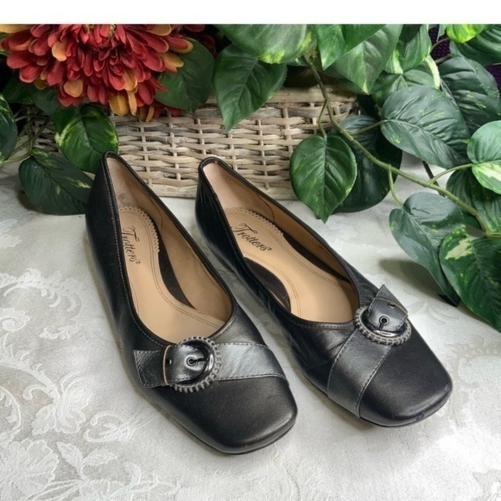 Trotters Olive Green Leather Casual Career Slip On Loafer Flats Toe 9N